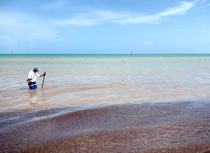 Tips & Tricks On Metal Detecting In The WATER At The Beach